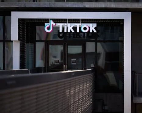 Donald Trump Applauds TikTok's Proposed Arrangement as Beijing Suggests Algorithm Control Stays